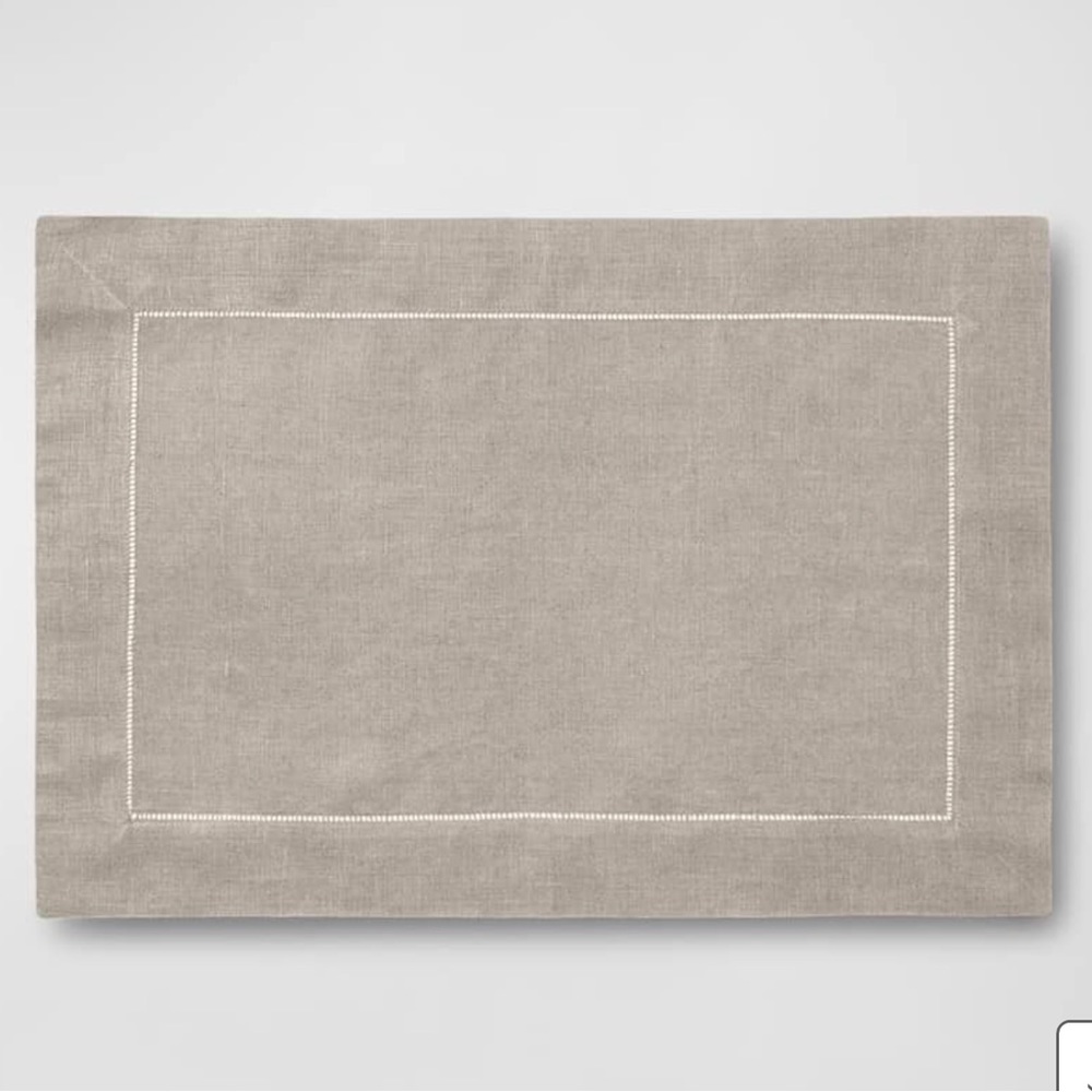 SFERRA Linen Placemats (8) | Natural